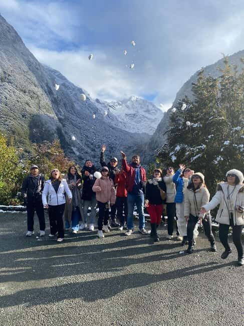 Queenstown: Milford Sound Small-Group Tour w Cruise & Lunch - Key Points