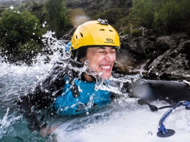 Queenstown: White Water Surfing Along the Kawarau River - Key Points