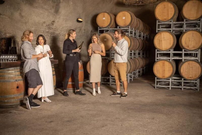 Queenstown: Wine & Food Tour, Scenic Tastings & Paired Lunch - Guides & Service