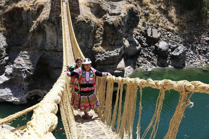 queswachaca-the-last-inca-bridge-and-4-lagoons-tour-with-picnic