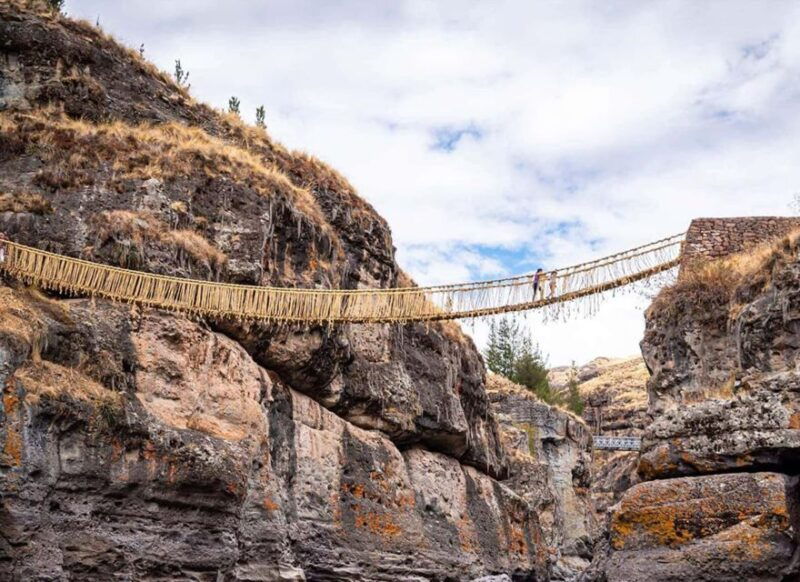 queswachaka-tour-inca-bridge