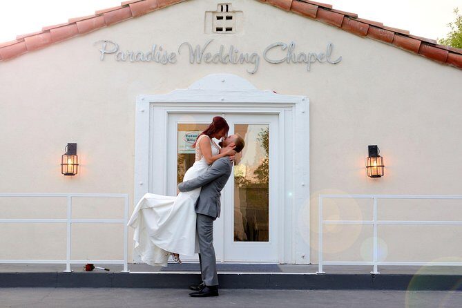 Quickie Las Vegas Wedding at Paradise Wedding Chapel - How the Process Works