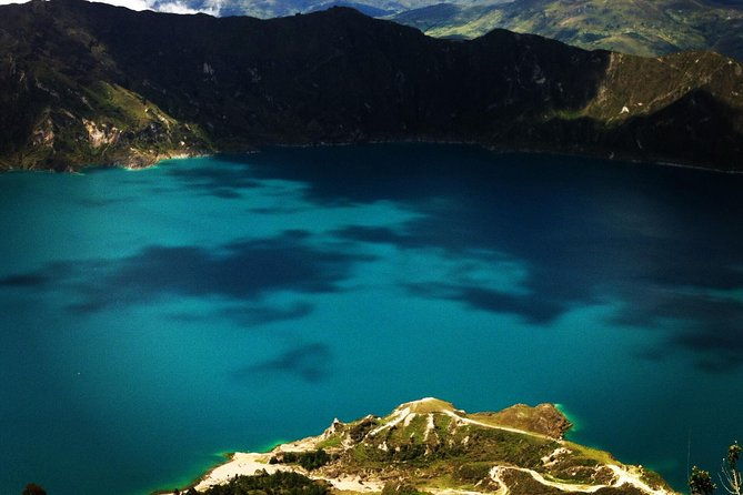 quilotoa-lagoon-from-quito-private-tours