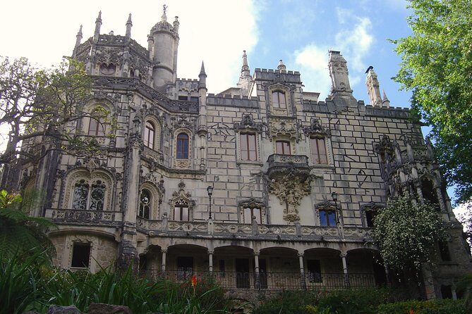 Quinta da Regaleira and Sintra visit half day private tour - An Introduction to the Experience