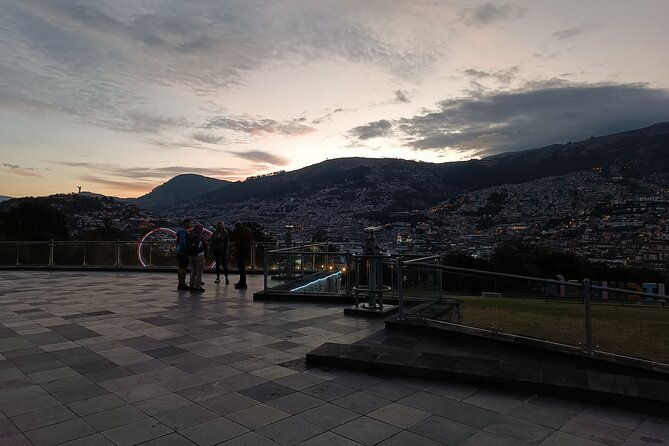 quito-city-tour-by-night-with-food-taste