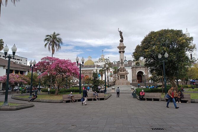 quito-city-tour-by-night-with-food-taste