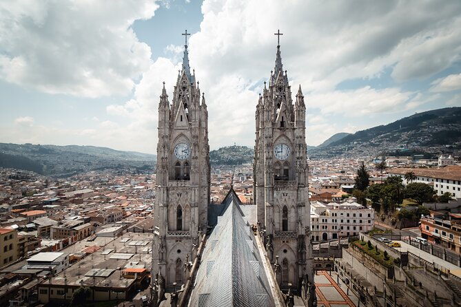 quito-old-town-and-middle-of-the-world-private-tour