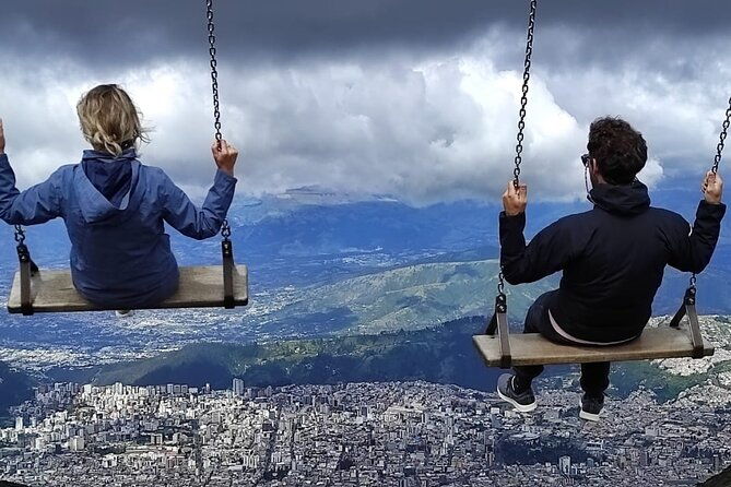 quito-skyline-equator-private-tour