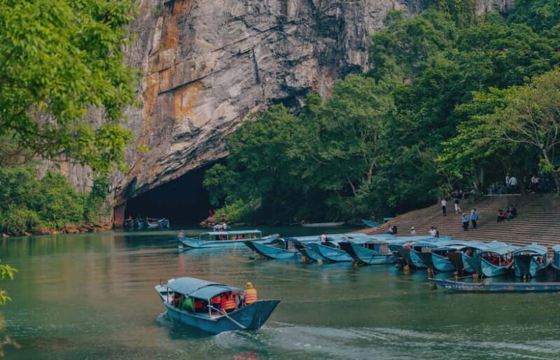 Qung Bình: Phong Nha Cave 4.5 km Kayak and Trek Tour - Exploring Phong Nha Cave: An In-Depth Experience
