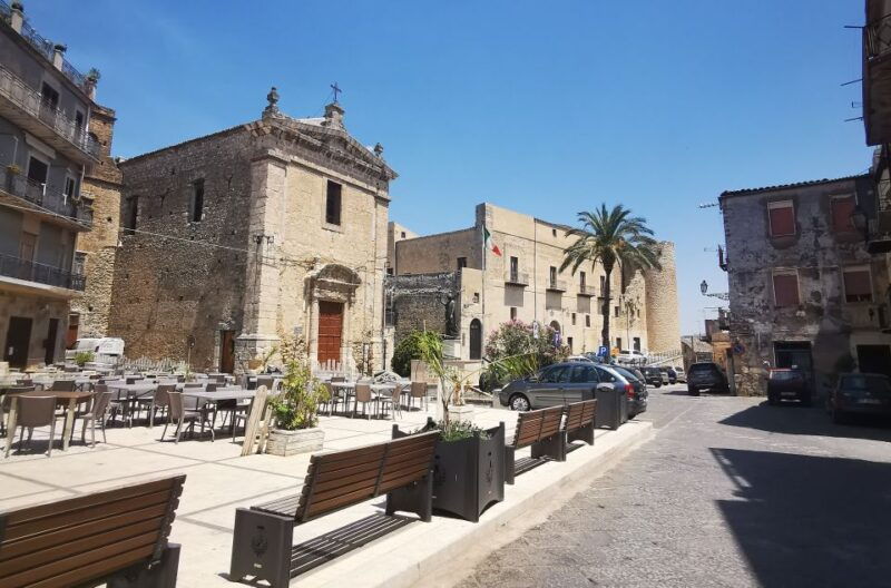 racalmuto-nougat-and-oil-tasting-in-sciascias-hometown