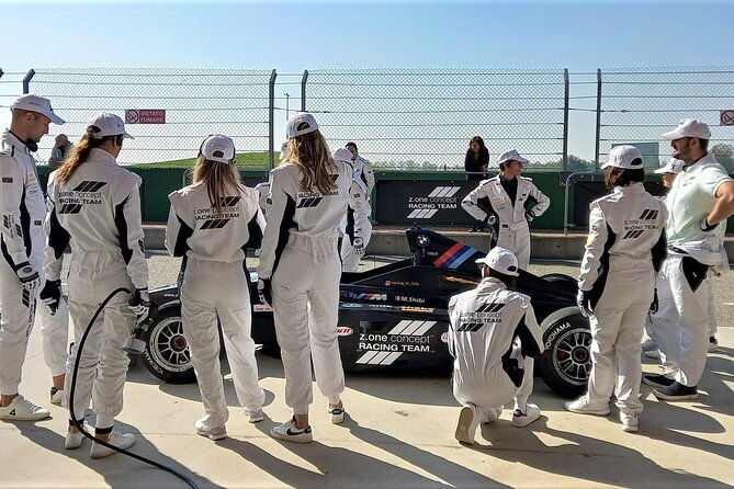 racing-experience-formula-racing-course-and-laps-on-ferrari-near-milan