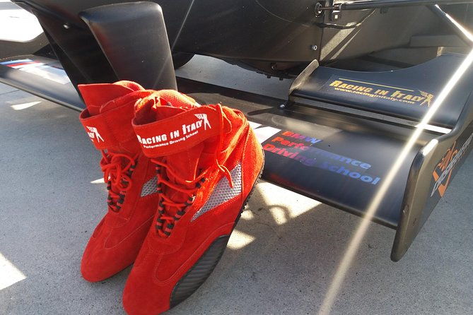 racing-experience-formula-racing-course-and-laps-on-ferrari-near-milan