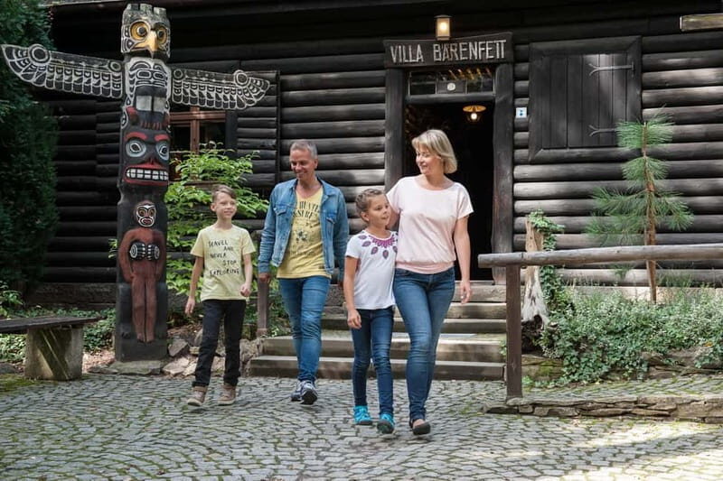 Radebeul: Experience tour  "Allow me to introduce myself, Mrs. May!" - Setting the Scene: Who is Klara May and Why This Tour Matters