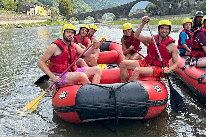 rafting-activity-with-family-in-lucca-2