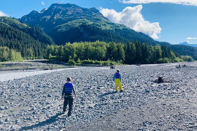 rafting-adventure-on-resurrection-river-from-seward-alaska