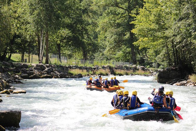 rafting-bourg-saint-maurice-descent-of-the-isere-2h-on-the-water