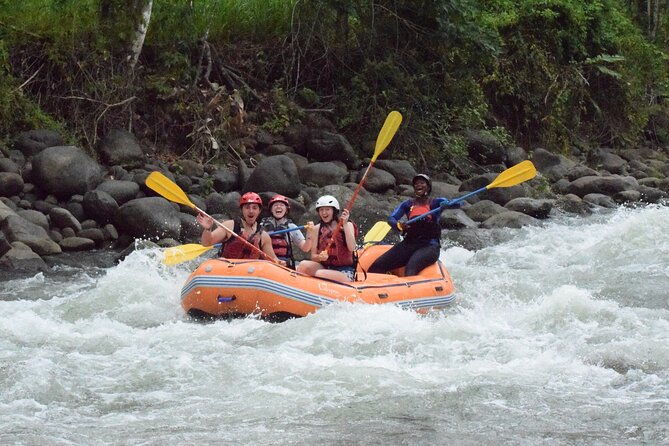 rafting-costa-rica-wildlife-safari-experience-paradise-hot-springs