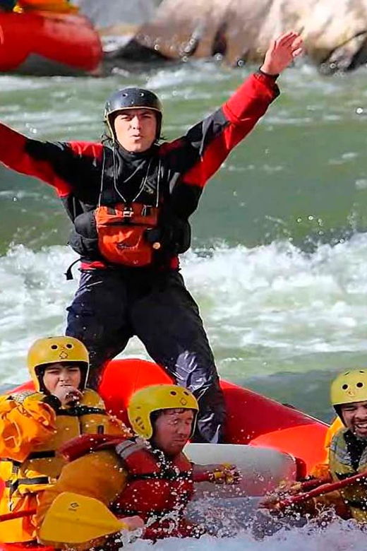 rafting-in-arequipa-river-thrills