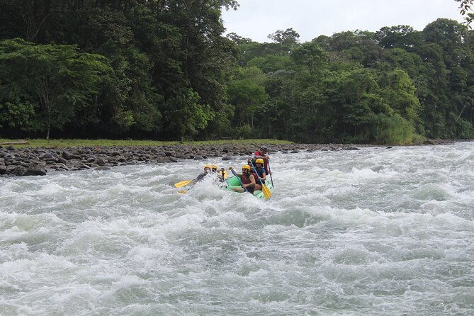 rafting-pacuare-river-from-la-fortuna-w-shuttle-to-puerto-viejo-or-san-jose