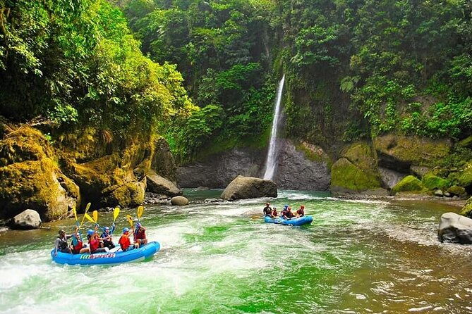 rafting-pacuare-river-level-ii-iii-and-iv-best-activity-costa-rica