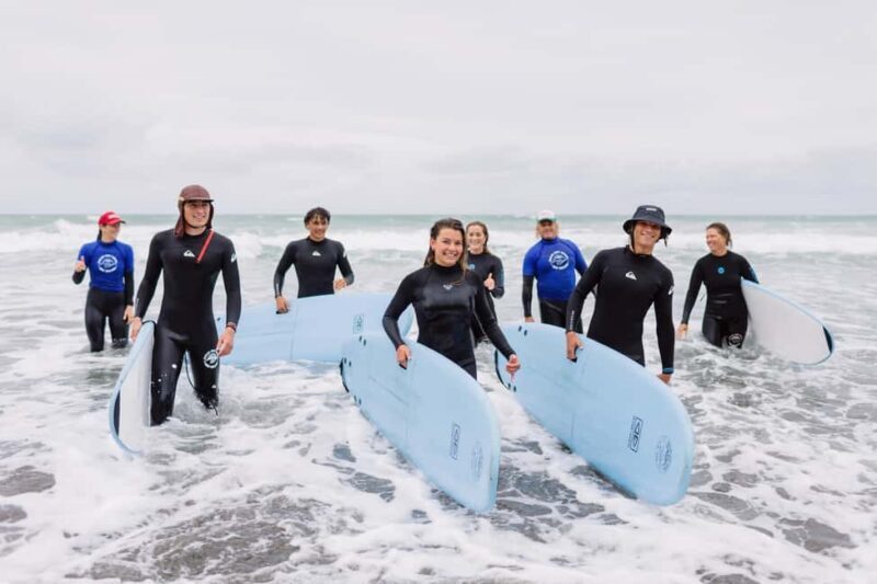Raglan: 2 Day Surf Lesson Package - Key Points