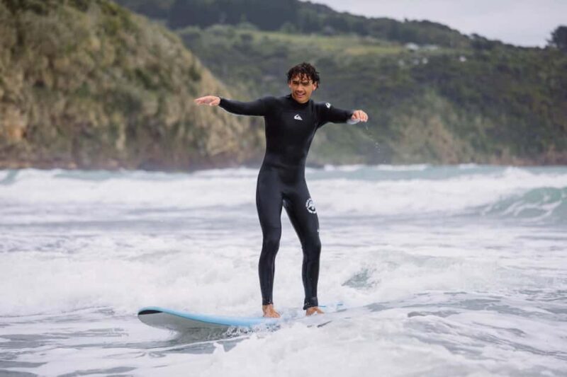 Raglan: 2 Day Surf Lesson Package - Equipment and Support