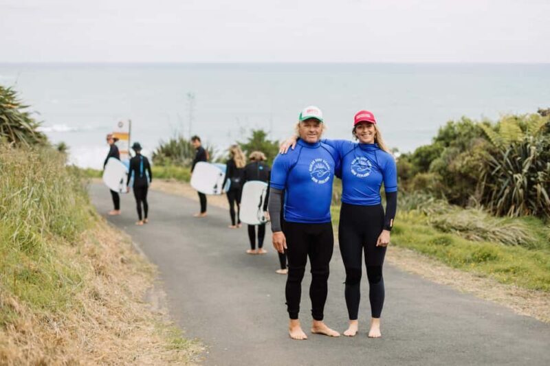 Raglan: Group Surf Lesson - An In-Depth Look at the Raglan Group Surf Lesson