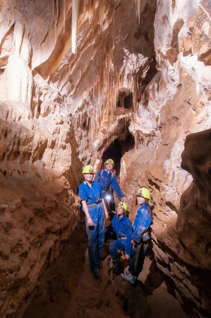 Raglan: Guided Cave Adventure with Glow Worms - Raglan: Guided Cave Adventure with Glow Worms
