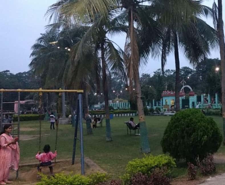 Raigarh: Half-Day City Tour with Fort and Temple Visit - Gole Bazar: Sensory Overload