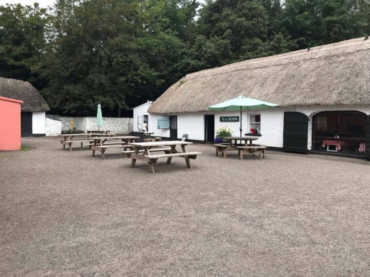 rail-tour-the-cliffs-of-moher-bunratty-castle-tour