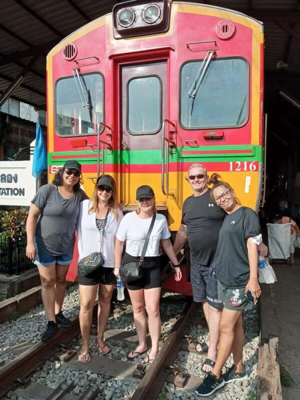 Railway to Waterway: Exploring Railway and Floating Market - Optional Activities: Adding Adventure and Fun