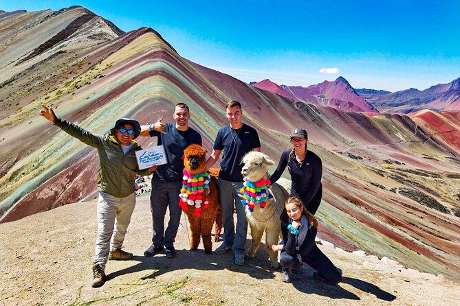 rainbow-mountain-and-red-valley-one-day-hike-private-tour