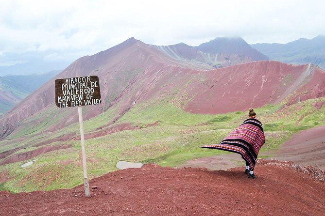 rainbow-mountain-and-red-valley-private-service