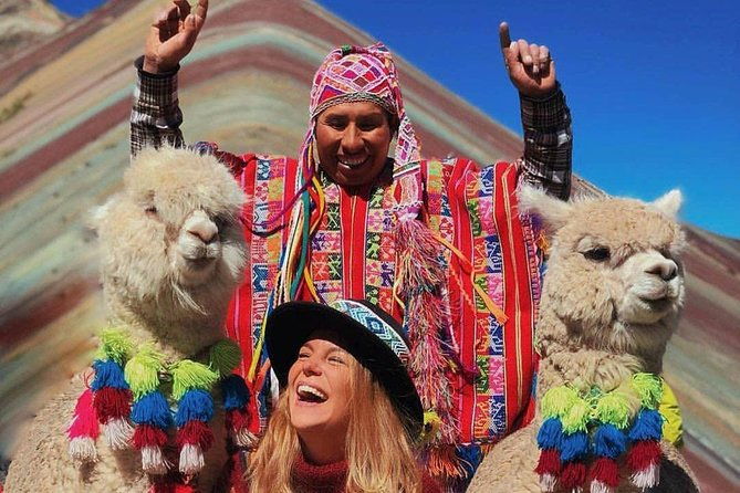 rainbow-mountain-before-the-crowds-along-with-red-valley