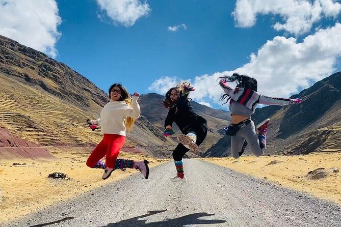 rainbow-mountain-easy-tour-cusco