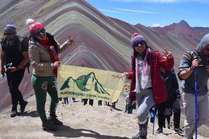 rainbow-mountain-exclusive