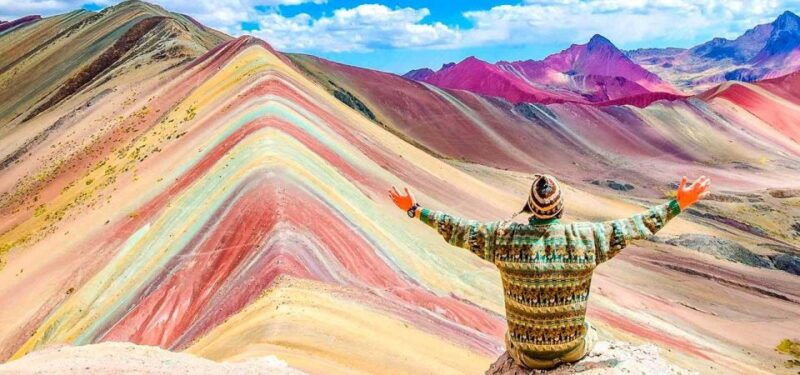 rainbow-mountain-on-horseback-epic-journey-private-service