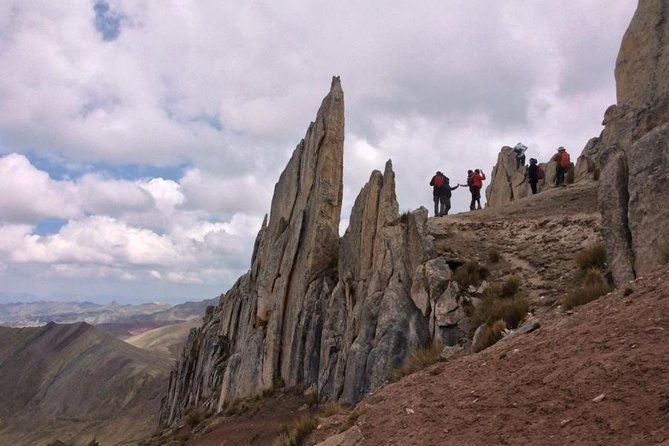 rainbow-mountain-palccoyo-by-car