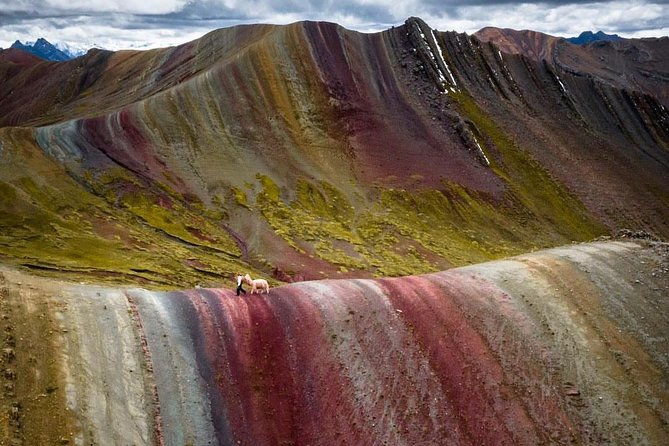 rainbow-mountain-palccoyo-by-car