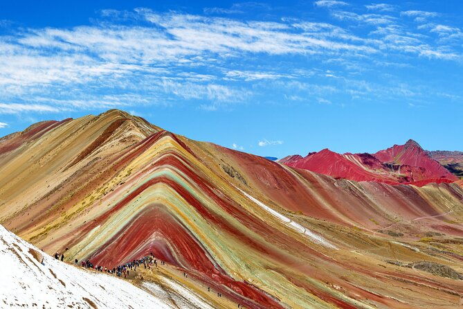 rainbow-mountain-red-valley-premium-tour-with-picnic