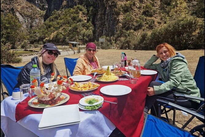 rainbow-mountain-red-valley-premium-tour-with-picnic