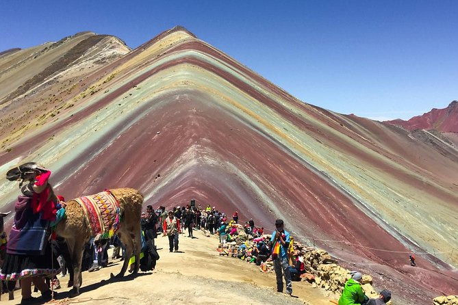 rainbow-mountain-trek