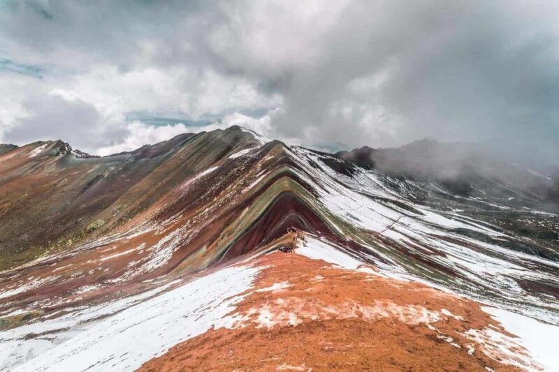 rainbow-mountain-viewpoint-red-valley-optional
