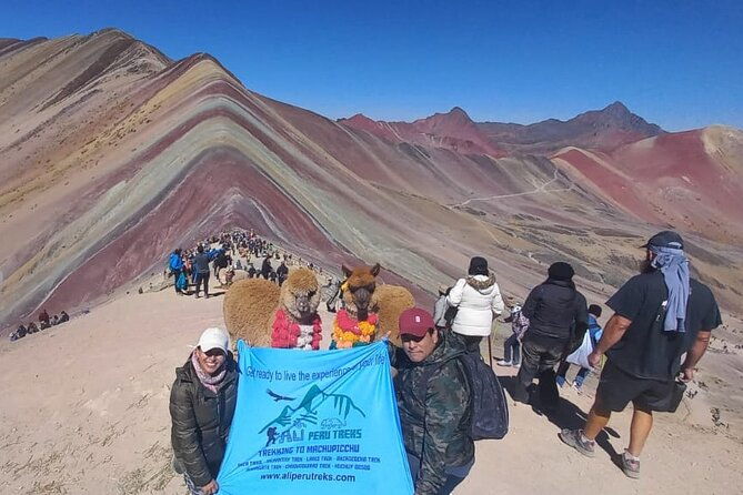 rainbow-mountain-vinicunca-full-day-and-red-valley