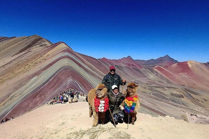 rainbow-mountain-vinicunca-full-day-and-red-valley
