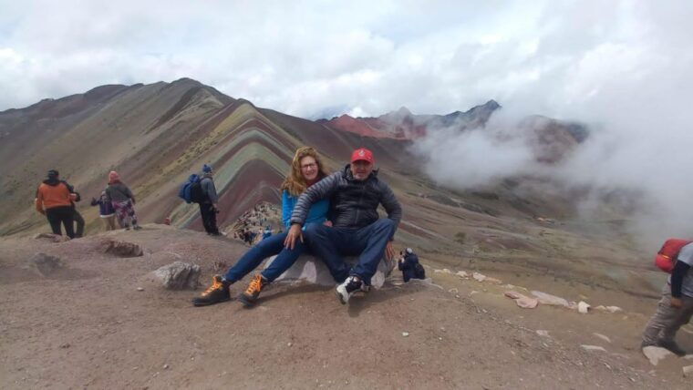 rainbow-mountain-vinicunca-short-route-red-valley