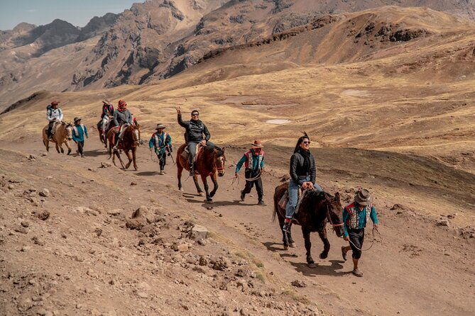 rainbow-mountain-with-photography-private-service