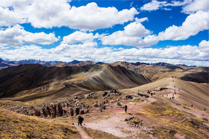 rainbow-mountains-of-palcoyo-1-day-tour-private-service