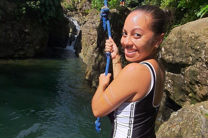 rainforest-river-hike-and-waterfalls-adventure