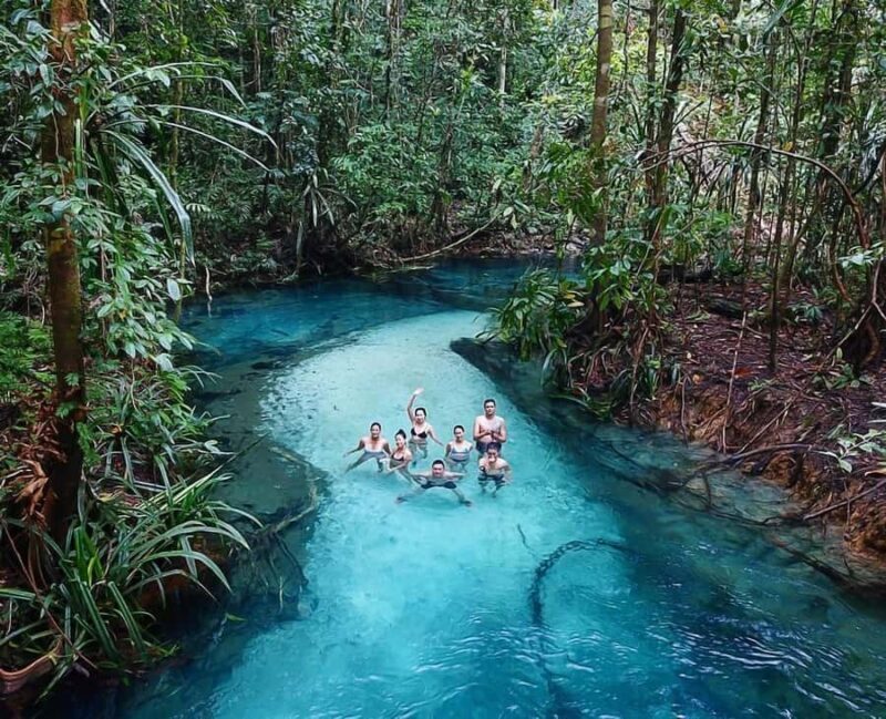 Raja Ampat : 2 Day Blue River(Kali Biru) & Piaynemo Peak - An In-Depth Look at the Raja Ampat Tour Experience